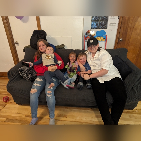 Meet your Posher, Rob😊 - Picture 6 of 9